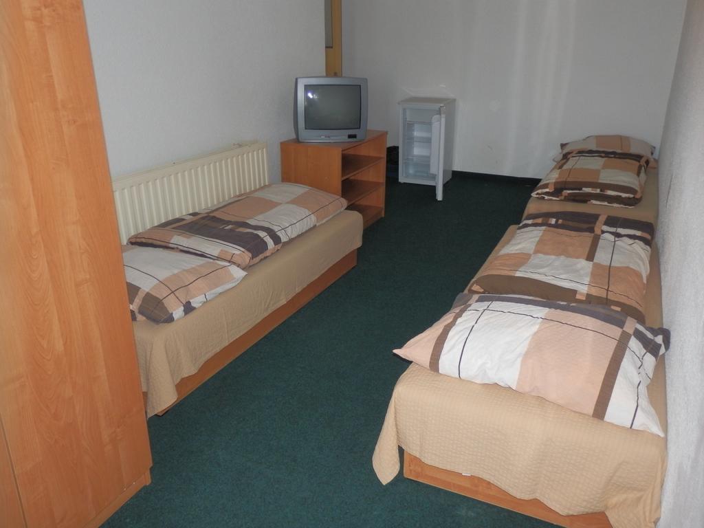 Ubytovna Pod Mostem Ostrava Rom bilde